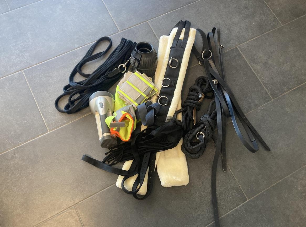 Pferdesachen abzugeben, für jeden was dabei