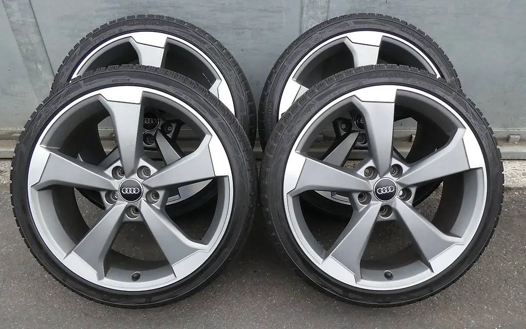 Original Audi S3/ RS3 Motorsport Speedline Titan Felgen 19"