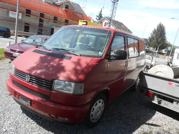VW T4 Bus mit AHK 2000 kg