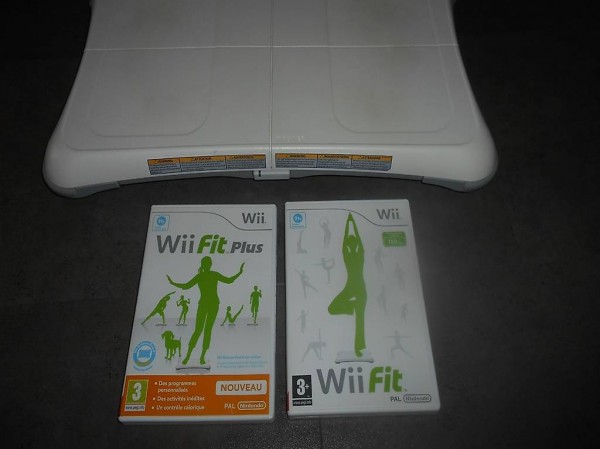  Balance Board inkl. Wii Fit + Fit Plus Nintendo Wii