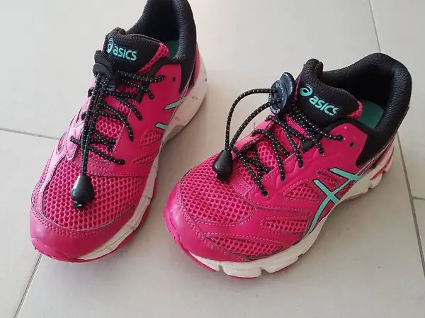 asics Kinder Turnschuh Gr. 32.5
