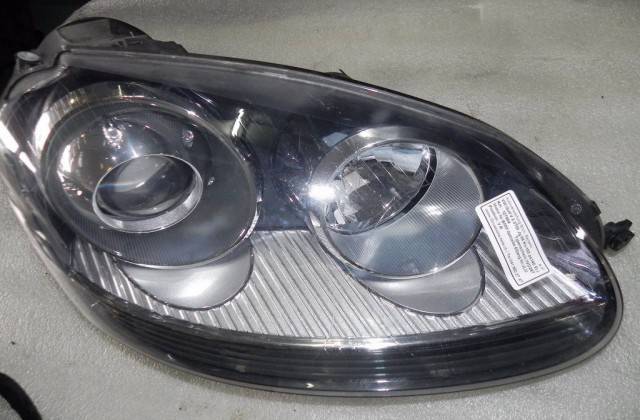  Scheinwerfer Xenon vorne rechts VW Golf V 2.0TDI JG2006