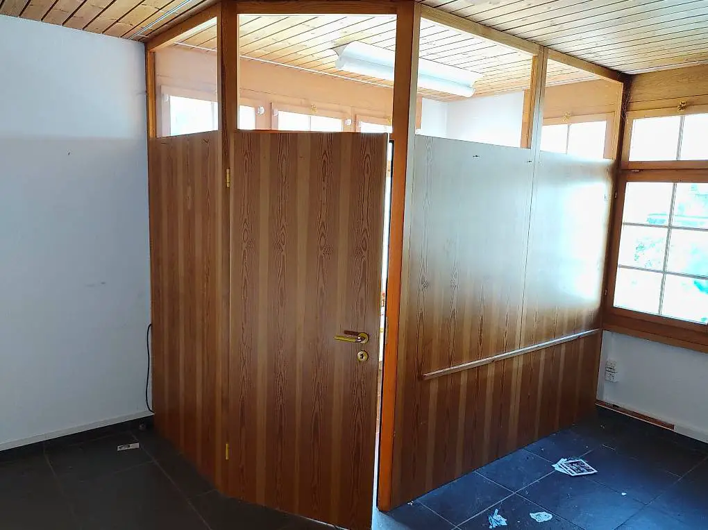 Raumtrenner - Wand 2-Seitig mit abschliessbarer Türe