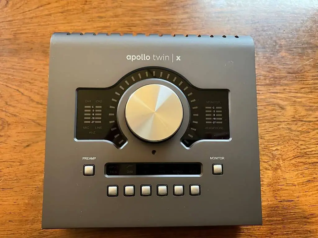 Universal Audio UAD Apollo Twin X Quad TB + viele Plugins