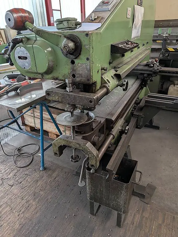 Stanz & Nibbelmaschine - Typ Pionier - Bachofen + Meier