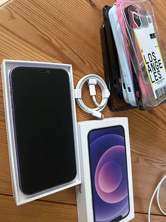iPhone 12 purple 64GB