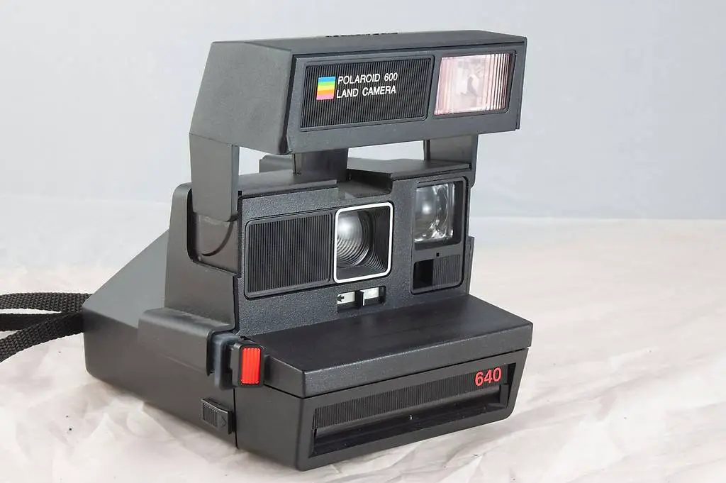 Polaroid Land Camera 640