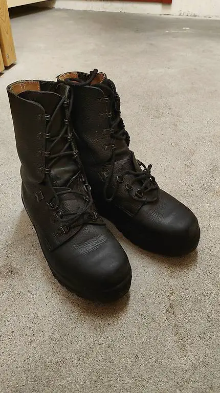 Kampfstiefel 90 / KS 90 / Grösse 44