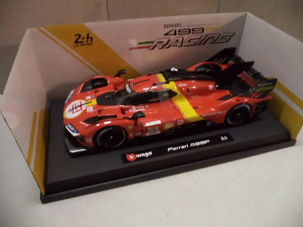 burago Racing 1:18 Ferrari 499P LE MANS