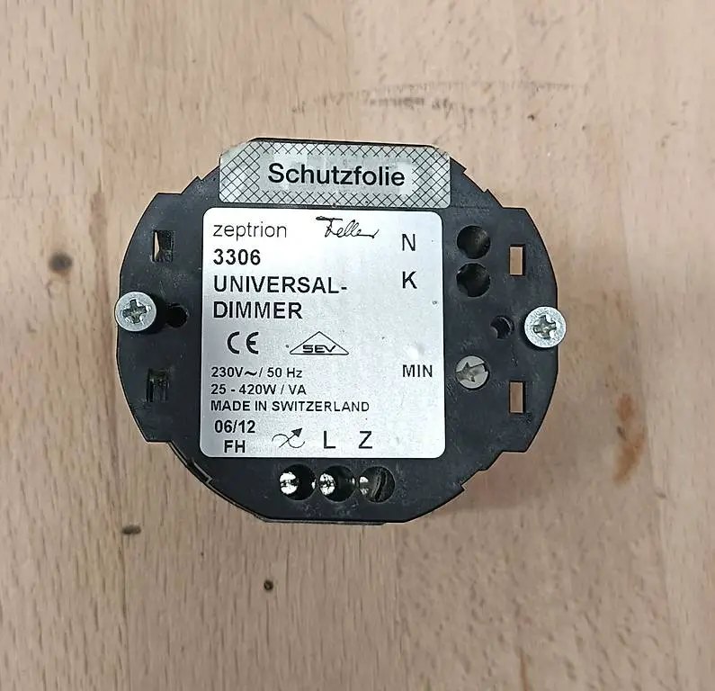 Feller Zeptrion Universal dimmer 3306