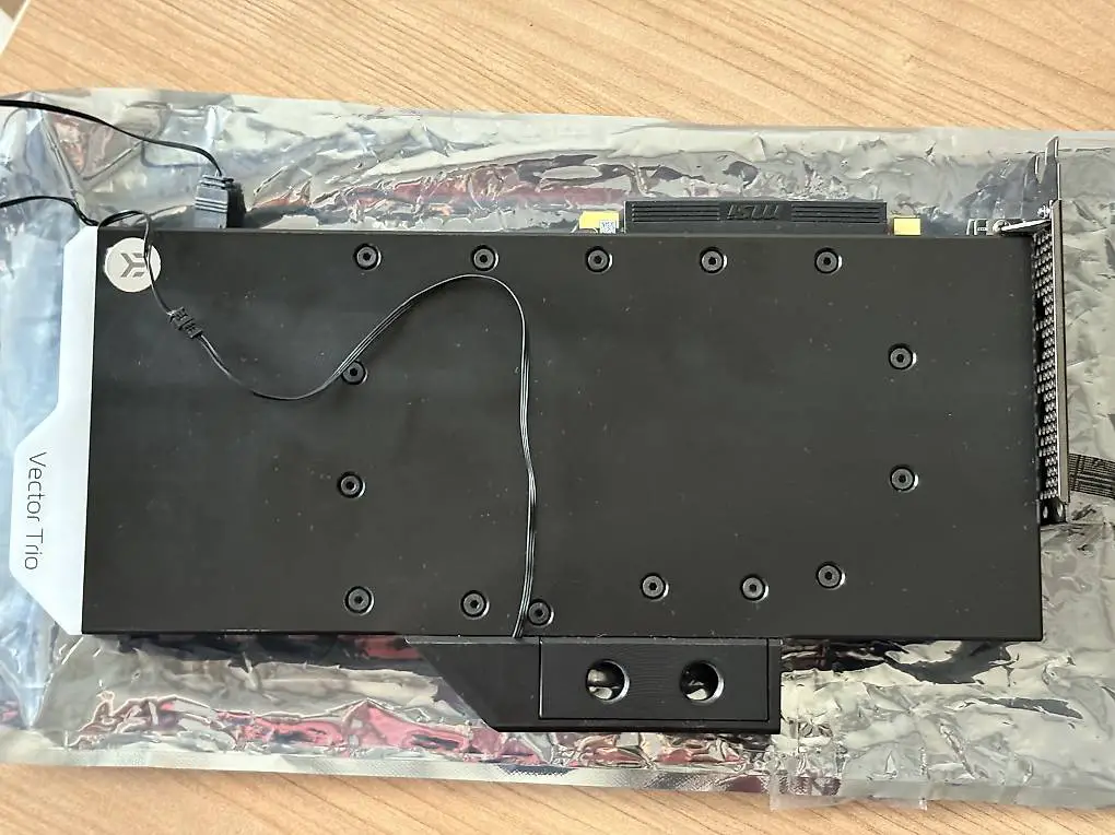 Geforce RTX 3080 (12 GB) mit EKWB Wasserblock