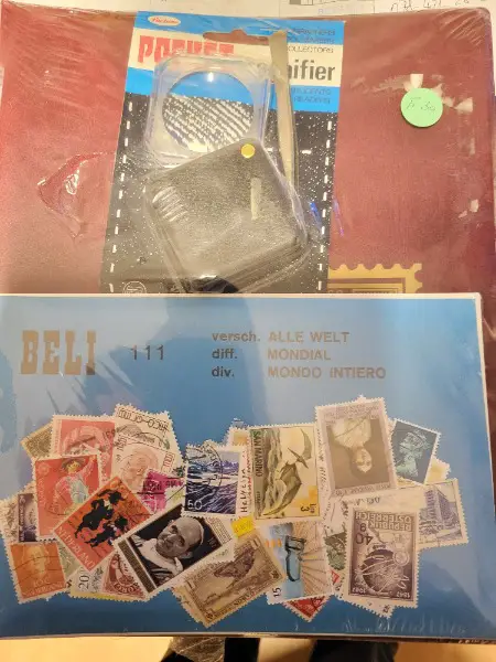 Starter Set von Briefmarken Welt