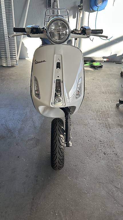 Vespa Primavera anno 2.2024 km 1200