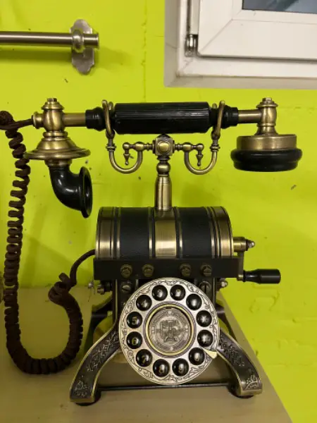 Telefon