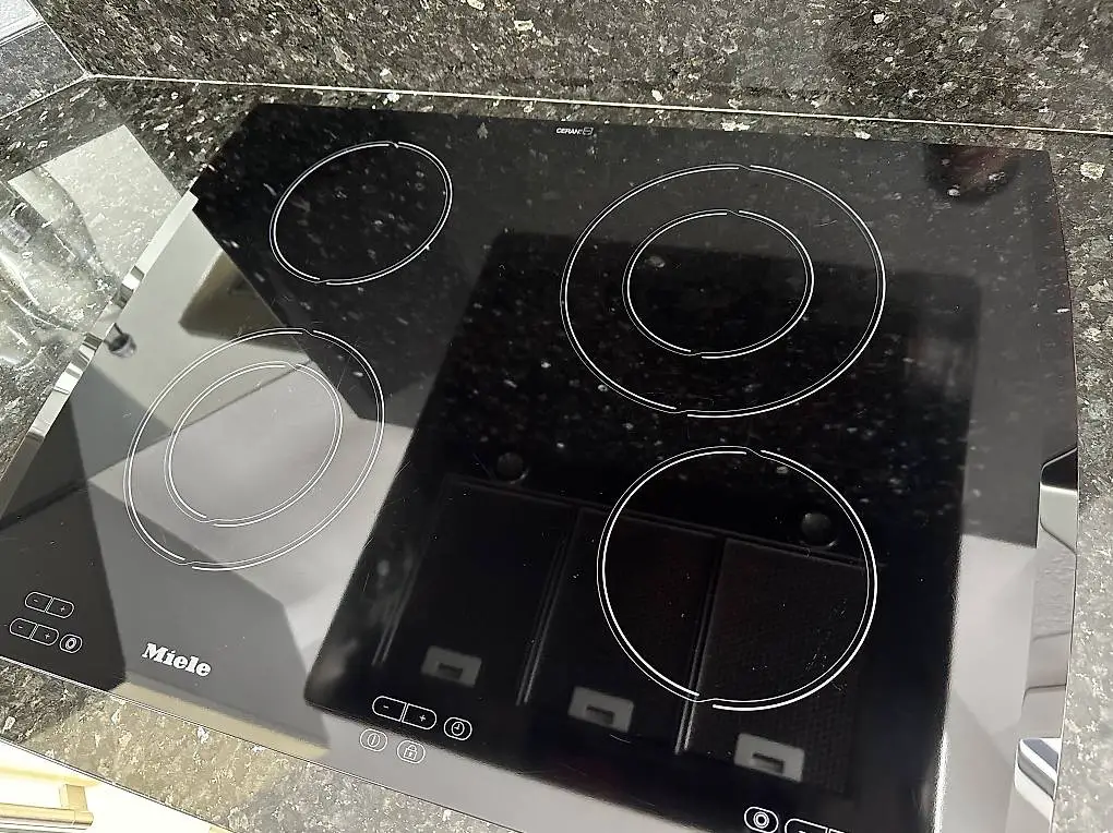 Glaskeramik MIELE KM 548