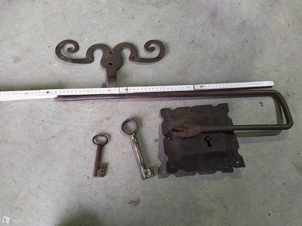 Antike Uraltes Schloss mit 2 Schlüssel