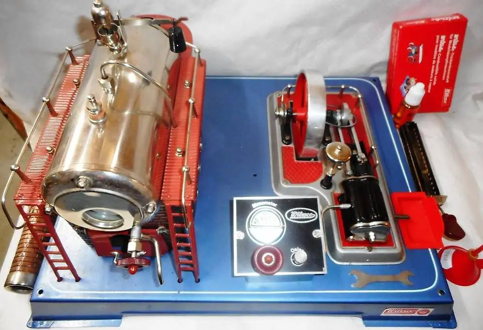 Dampfmaschine Wilesco D24 mit Zubehör NEUWERTIG