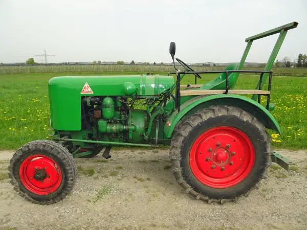 Fendt Dieselross F25 P Oldtimer Traktor Bj.1950 ZF A15 MWM