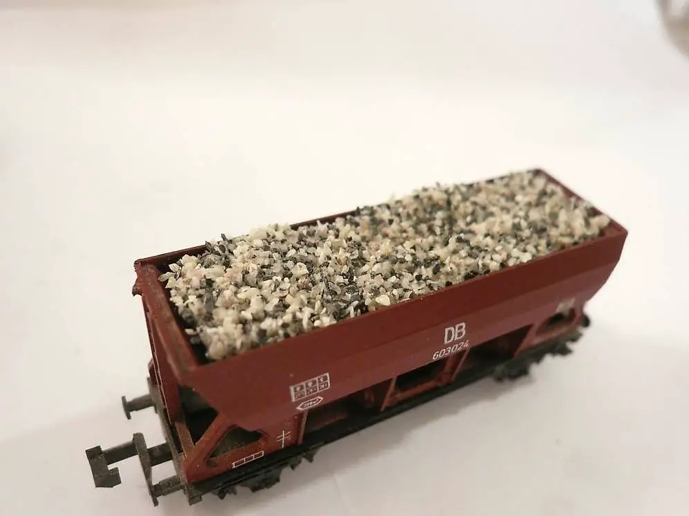 roco n kohle oder kies ladung zu wagen z.b. 5845 / 25338