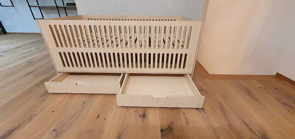 Babybett / Kinderbett