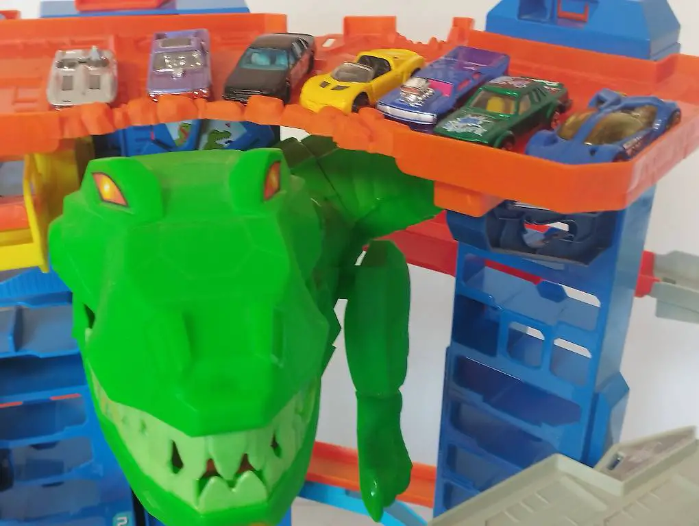 Hotwheels ultimate garage con macchinine