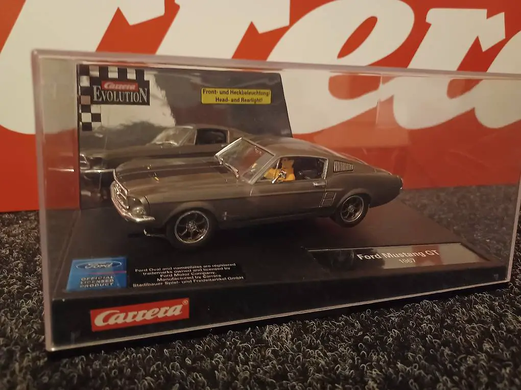 Carrera EVO 132 - Ford Mustang 1967 - 27140 - NEU