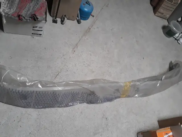 VOLVO, Sonnenblende Oberteil NEU, Zubehör / Diverses