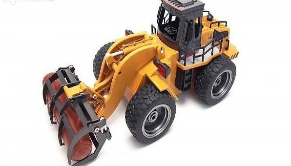  Huina 1590 RC Radlader mit Holzgreifer 1:18, 2,4GHz