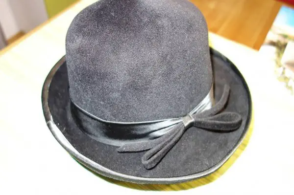 Hut Samt kleine Grösse schwarz