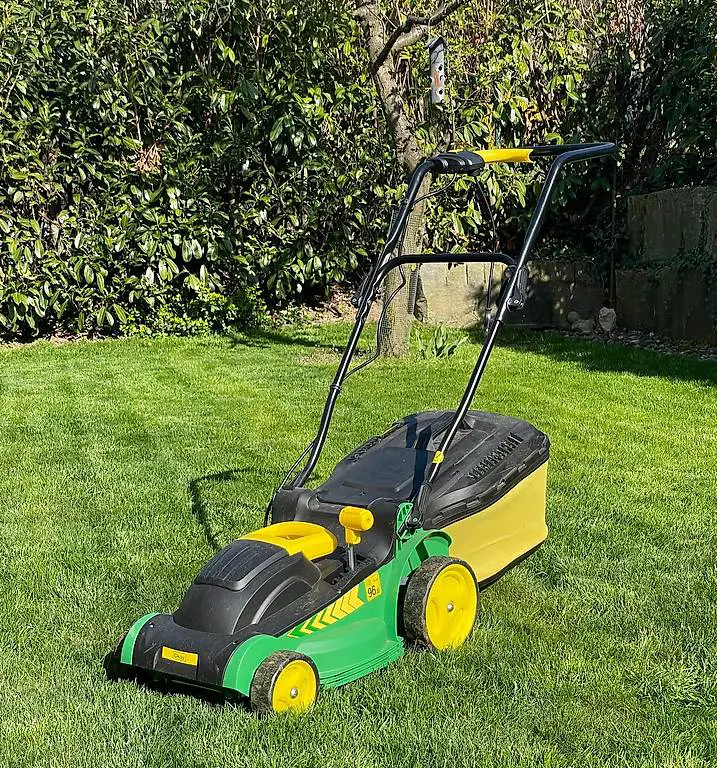 Elektrorasenmäher mit 5 Jahren Herstellergarantie