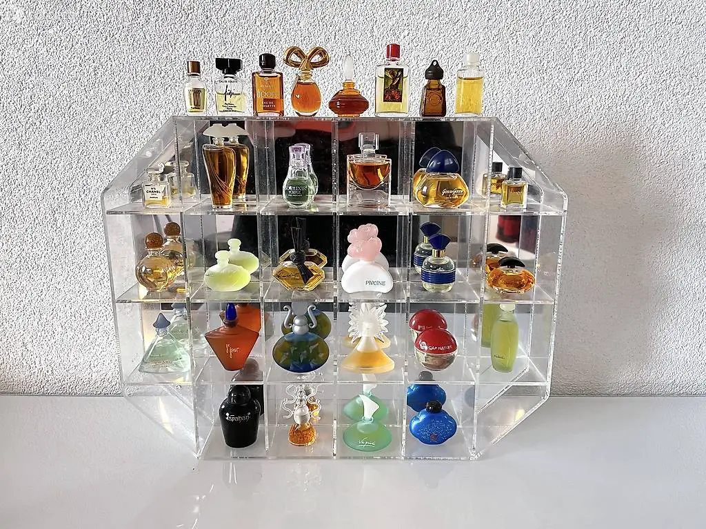 Vintage Parfümfläschchen Sammlung