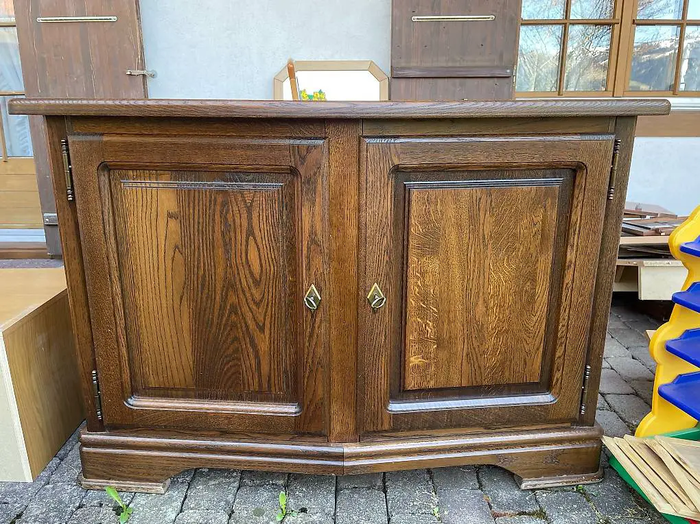 Kommode aus Echtholz