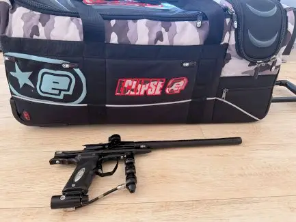 komplette PAINTBALL Ausrüstung mit EGO 06 in Koffer