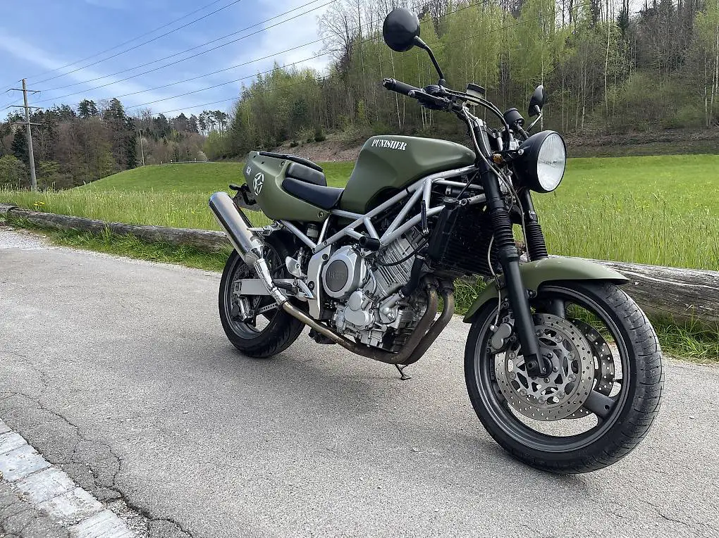 Yamaha TRX 850