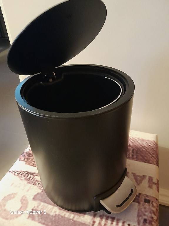 Badzubehör - Abfalleimer/Treteimer, WC-Rollenhalter