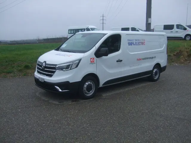 RENAULT / RENAULT TRUCKS, Trafic E-Tech, L2/H1, 90 kW, Kastenwagen (Transporter)