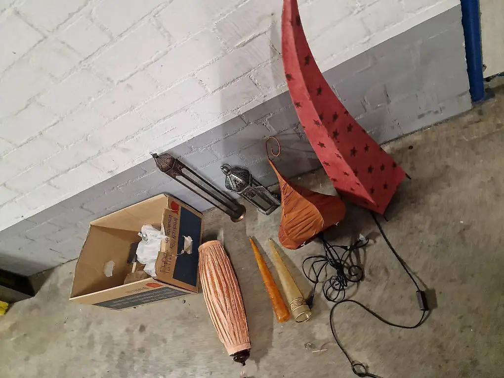 Nachtischlampe zur Auswahl