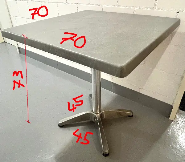 Balkon-Gartentisch quadratisch 70 x 70 cm; klappbar