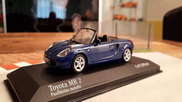 Modellino Toyota MR2