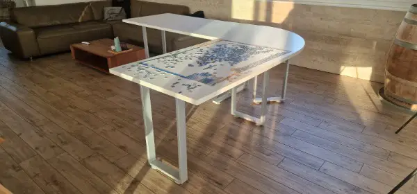 Grosser Eckschreibtisch