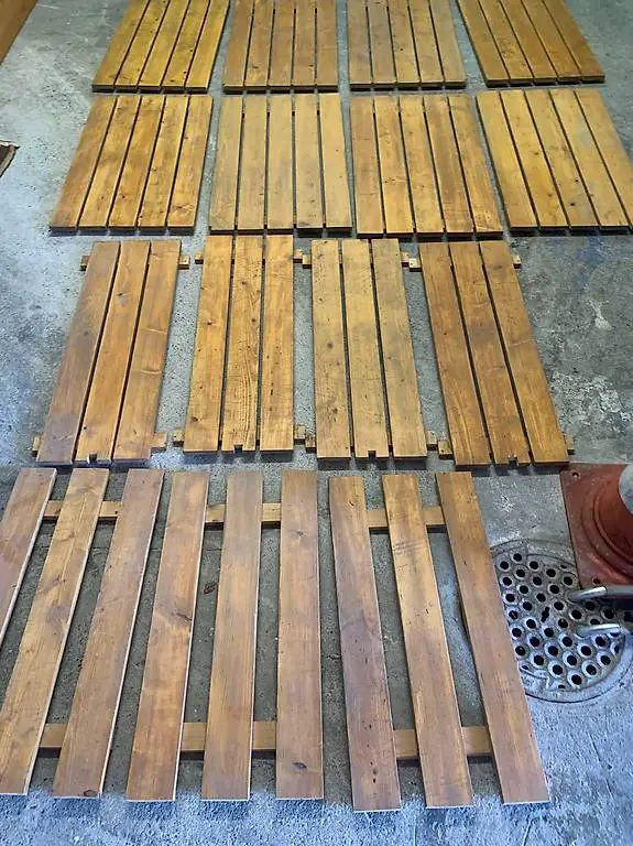 Lagergestelle Holz-Roste