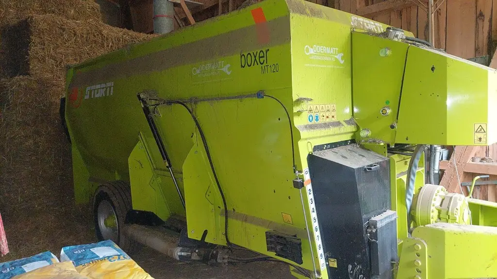 Futtermischwagen Storti Boxer MT120