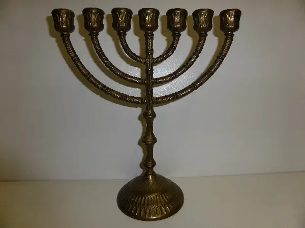 Kerzenleuchter Menora 1