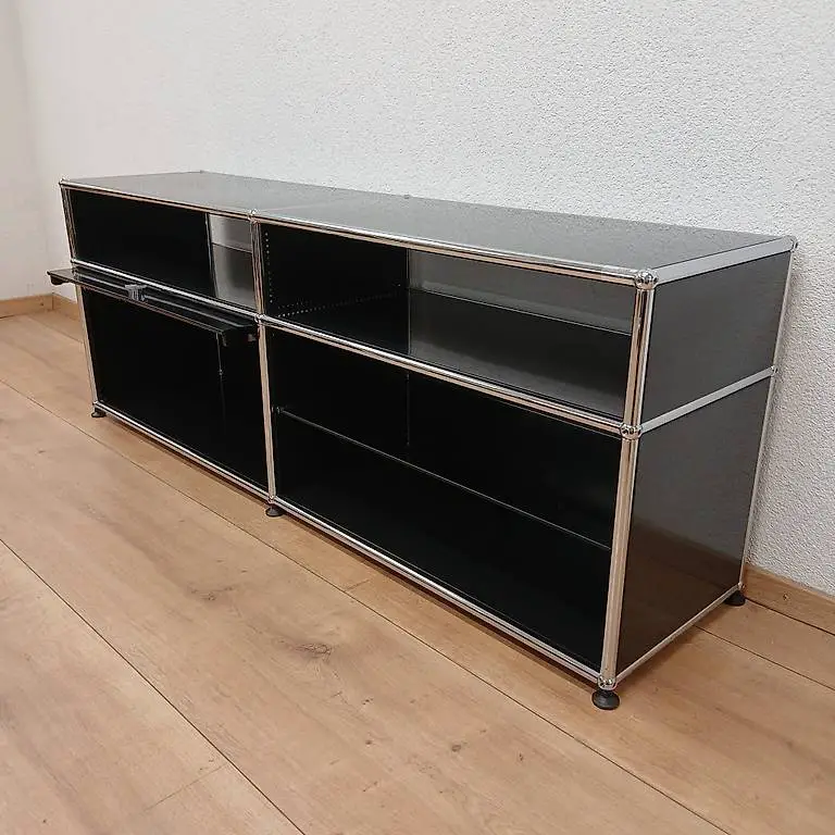 USM Haller TV Möbel Graphitschwarz