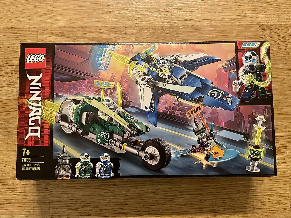 LEGO Ninjago 71709 - Jay und Lloyds Power-Flitzer
