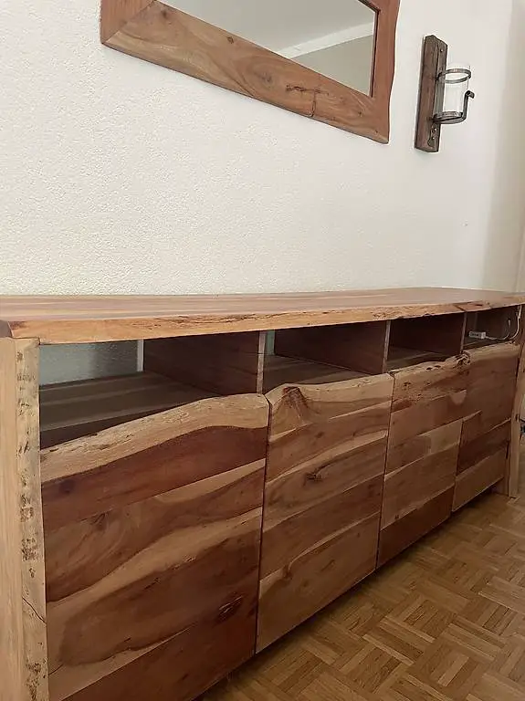 Echtholz Akazie Sidebord mit Spiegel