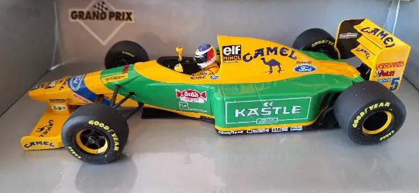 Benetton B193 Ford F1 Michael Schumacher Minichamps 1:18
