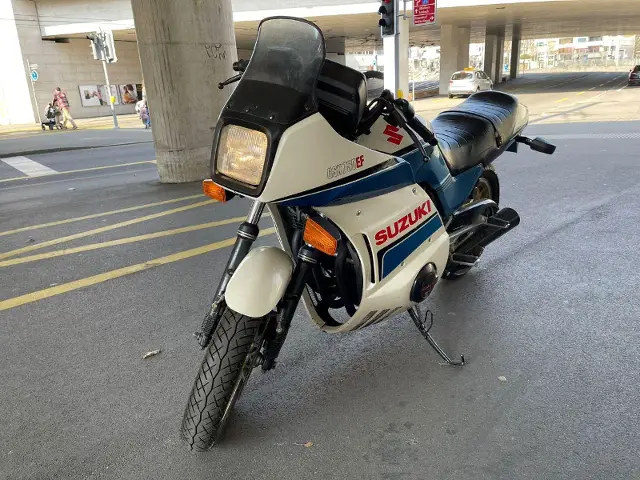 suzuki gsx 750 f