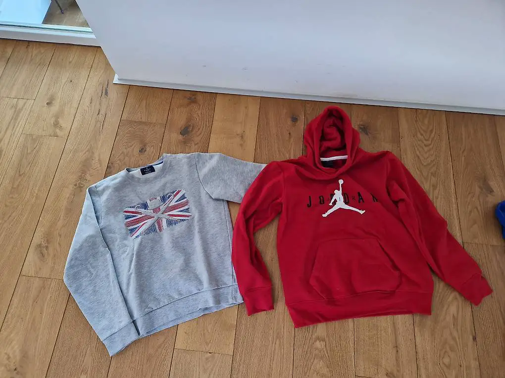 Hackett und Air Jordan Nike Pullis 13-14 Jahre