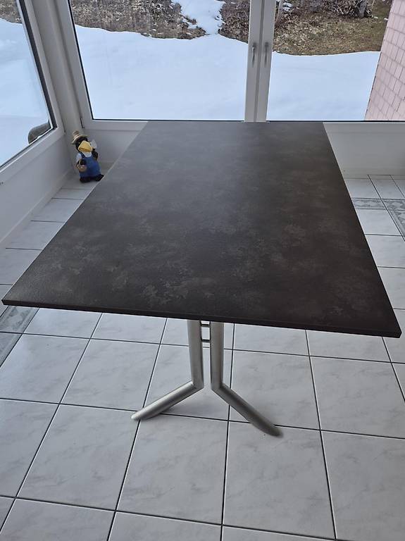 Esstisch Tisch neuwertig 140 cm x 90 cm mit Ansteckplatte